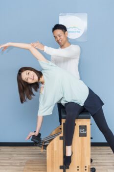 マシンピラティスチェア